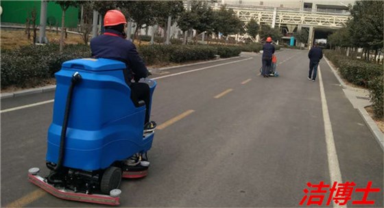 全自動洗地機 全自動洗地機